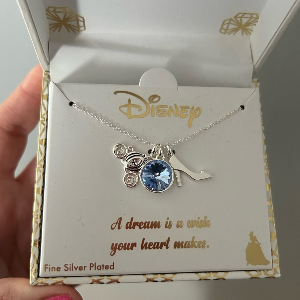 Disney’s Cinderella charm necklace